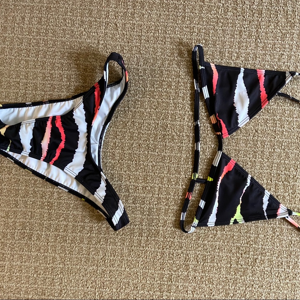 Minimale Animale Bikini Set